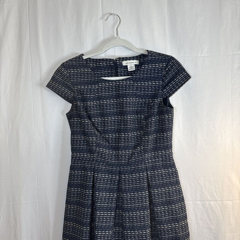 Liz Claiborne Cap Sleeve Navy Blue/Cream Striped Dress Size 4 Preowned - Picture 2 of 13
